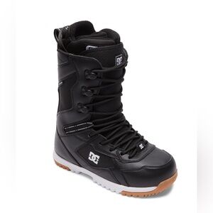 DC Mutiny Snowboard Boots, Mens Size 9 Black New 2023. ADY0200054 NWT New In Box